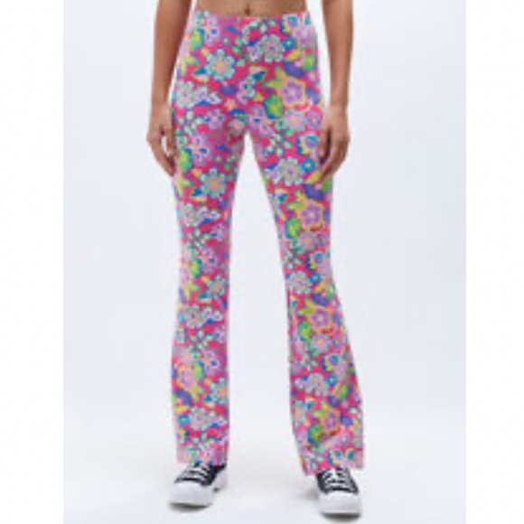 LA Hearts by PacSun Spring Flare Pants – Women’s Medium – Like New - Picture 9 of 9